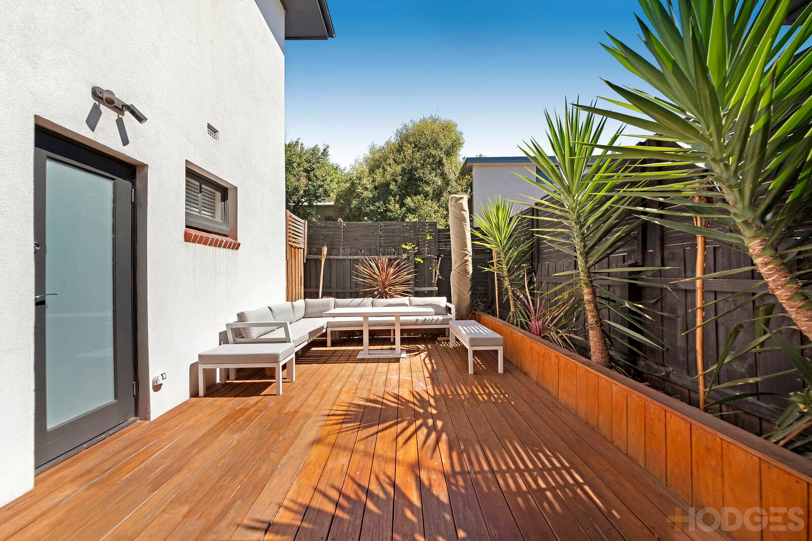 1 / 24 Tennyson Street Elwood