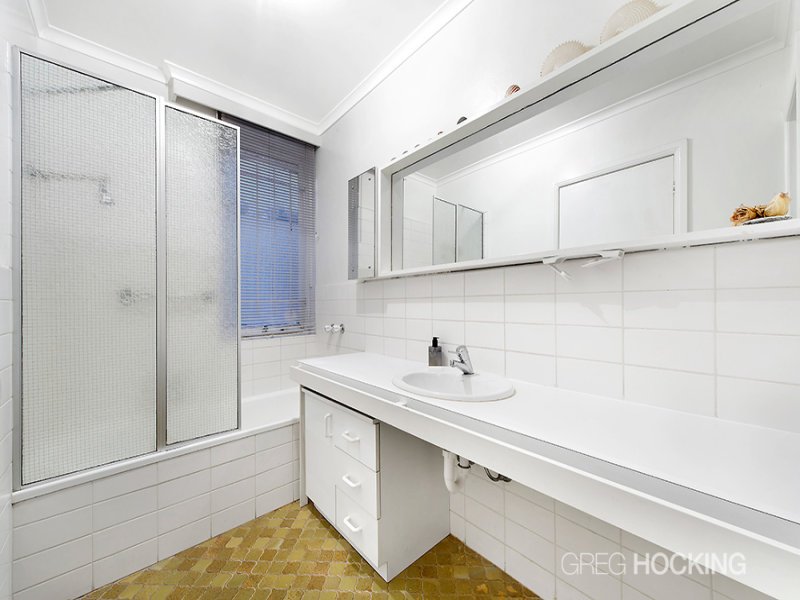 1/24 Tintern Avenue, Toorak image 9