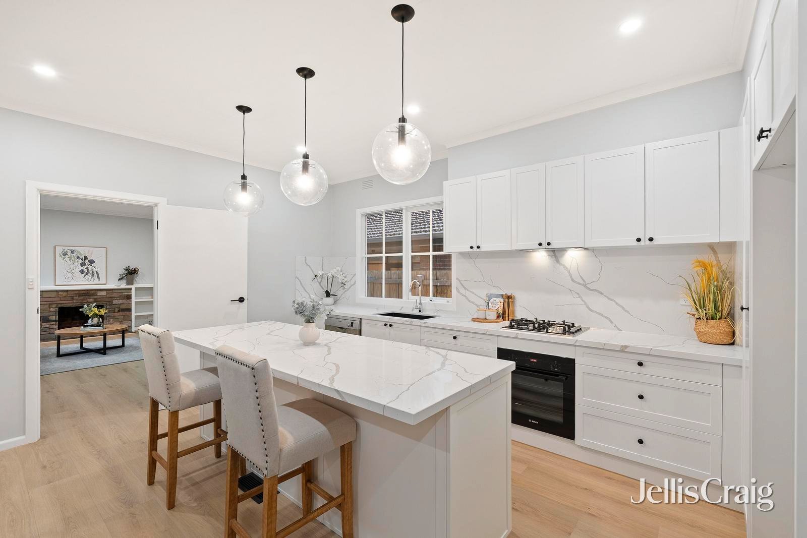 124 Wantirna Road, Ringwood image 5