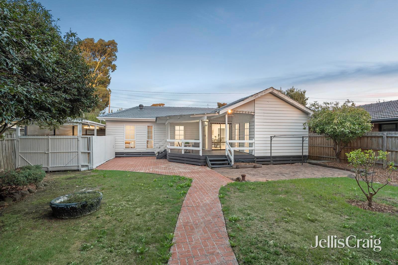 124 Wantirna Road, Ringwood image 15