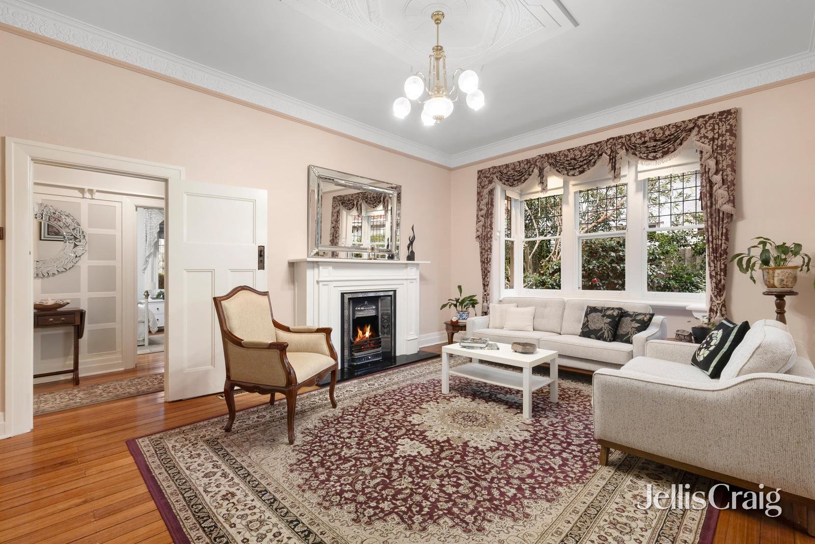 124 Wickham Road, Hampton East image 2
