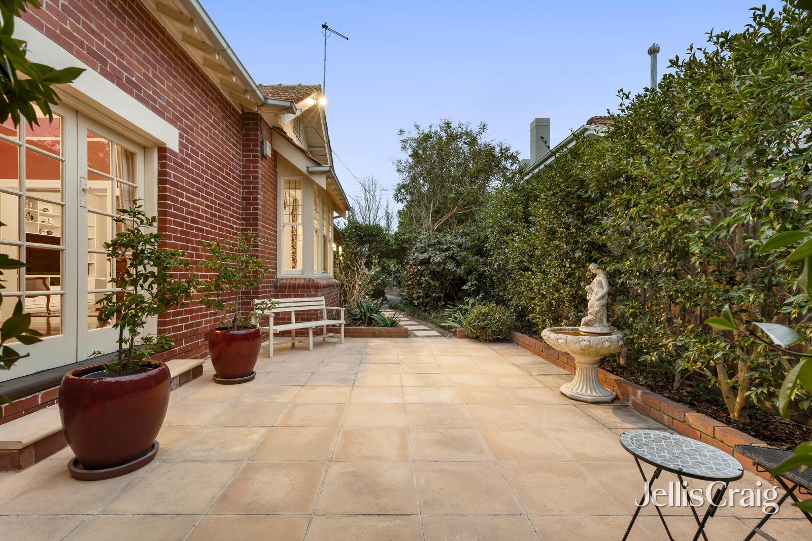 124 Wickham Road, Hampton East image 10