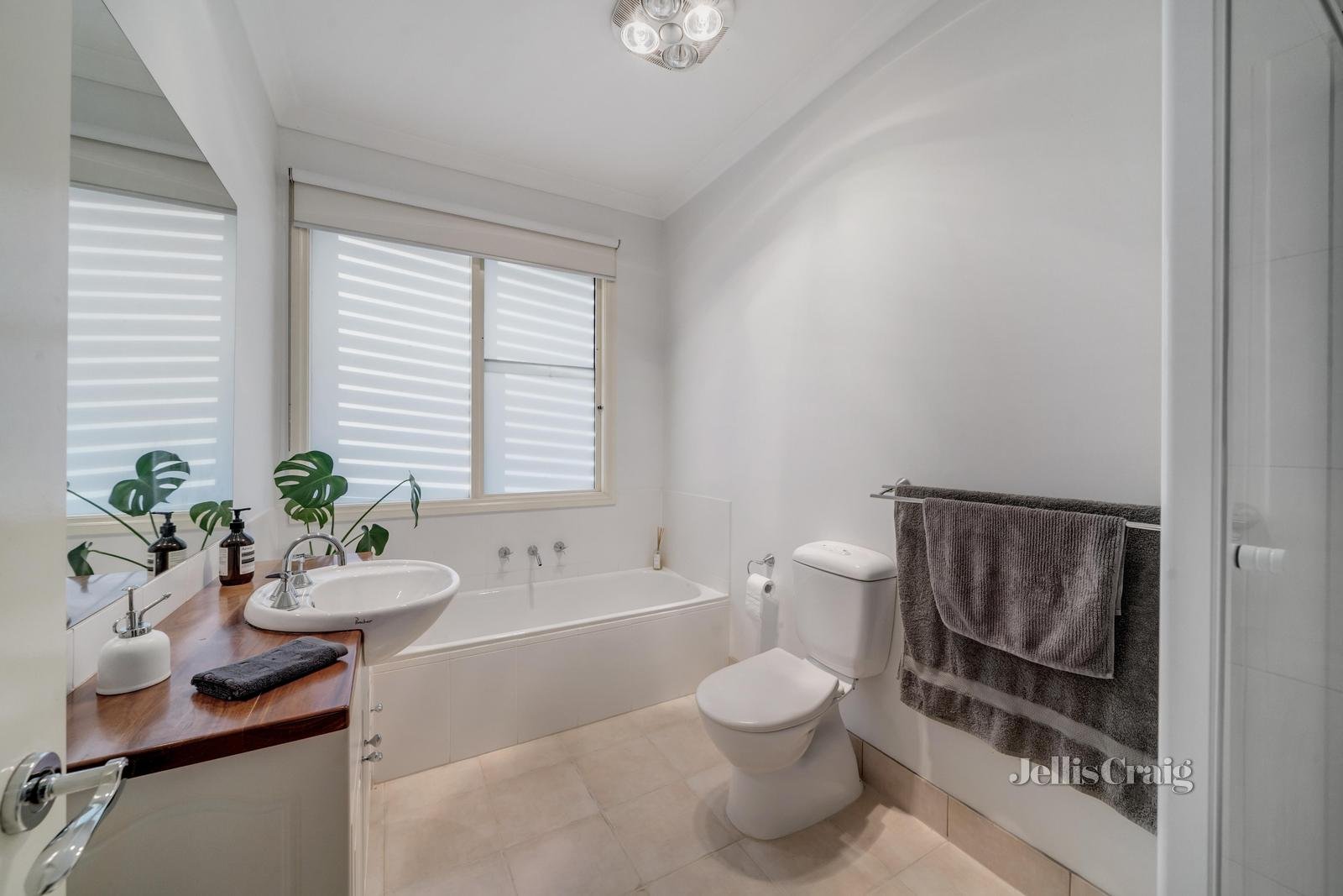 1/24 Woodlands Avenue, Kew East image 10