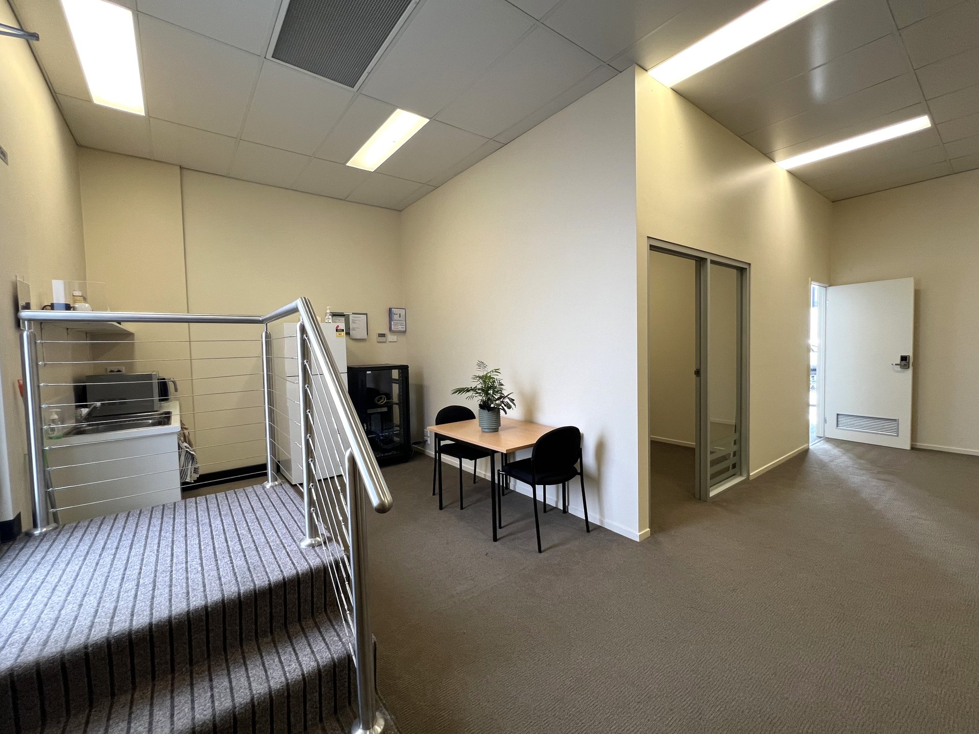 1/240 Pakington Street, Geelong West image 10
