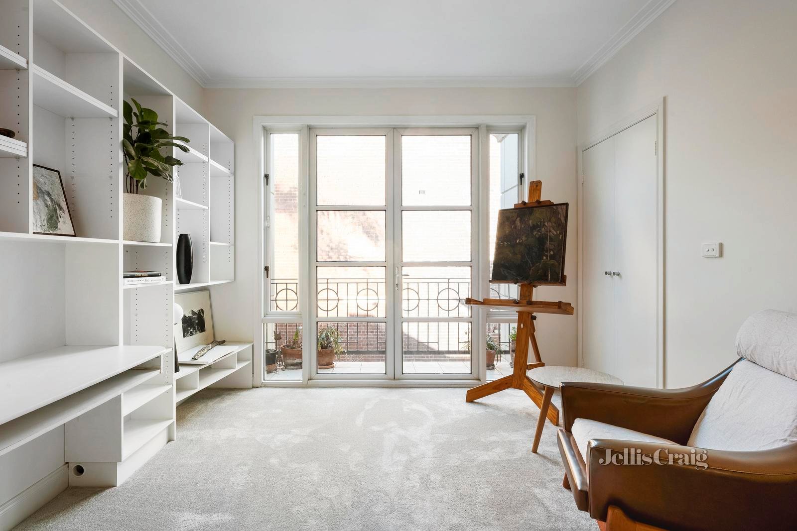 12/400 Victoria Parade, East Melbourne image 5