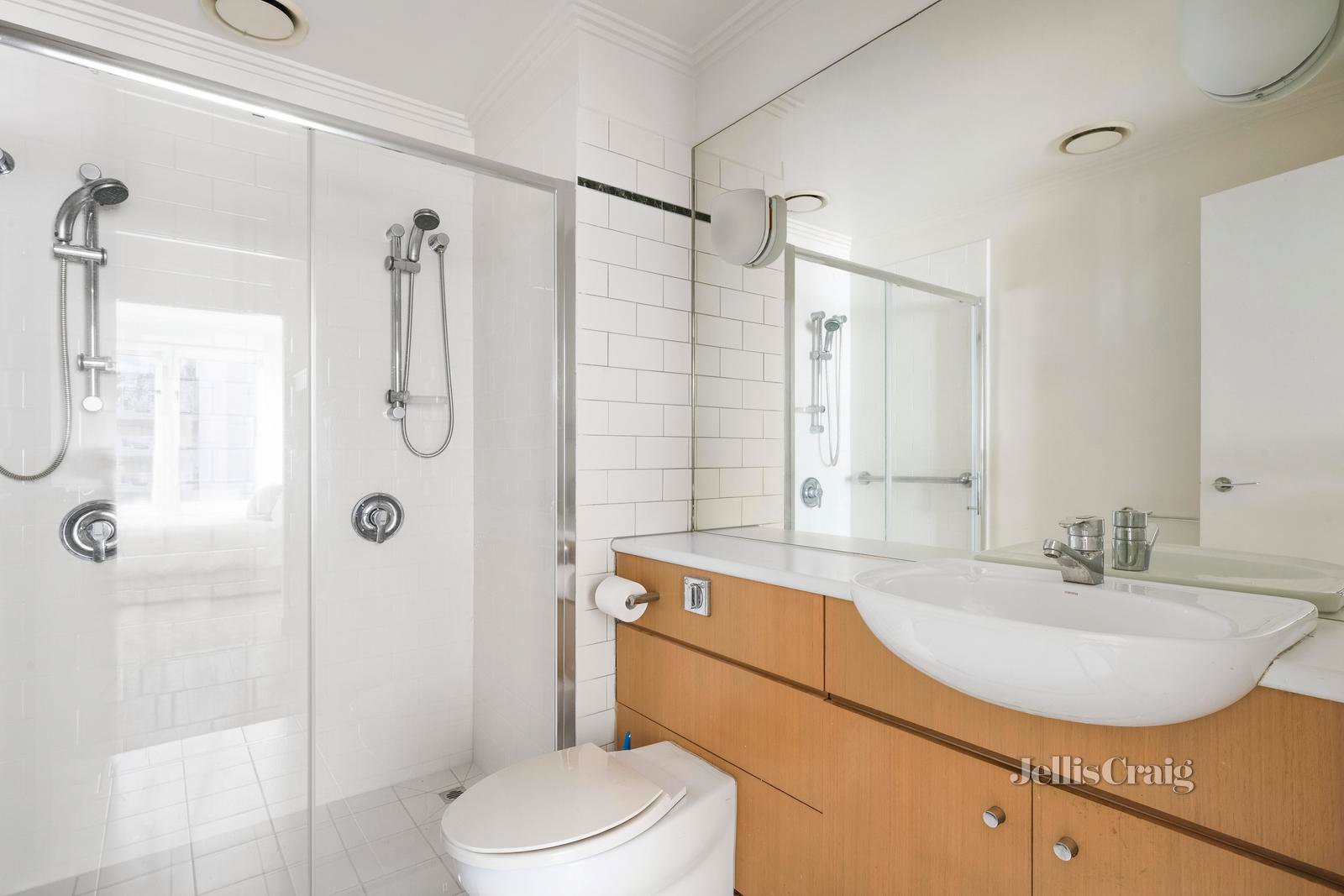 12/400 Victoria Parade, East Melbourne image 7
