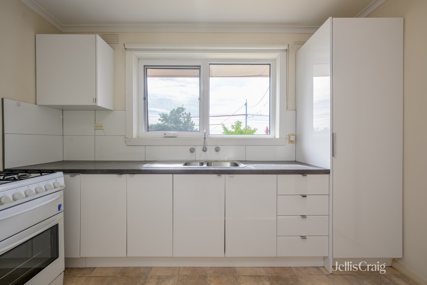 1/241 Gilbert Road, Preston image 1