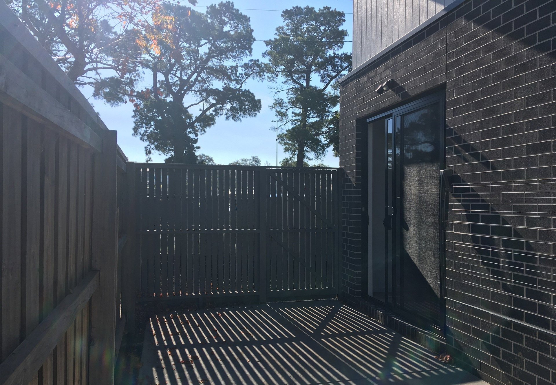 1/241 Roslyn Road, Highton image 7