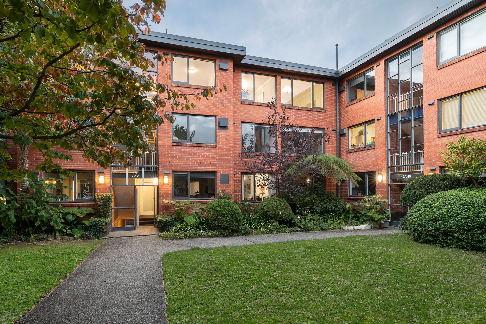 Property Gallery - Main Image