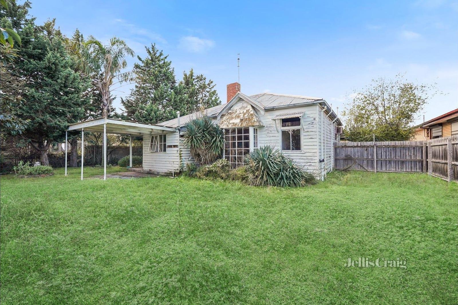 1242A Centre Road, Clayton South image 8