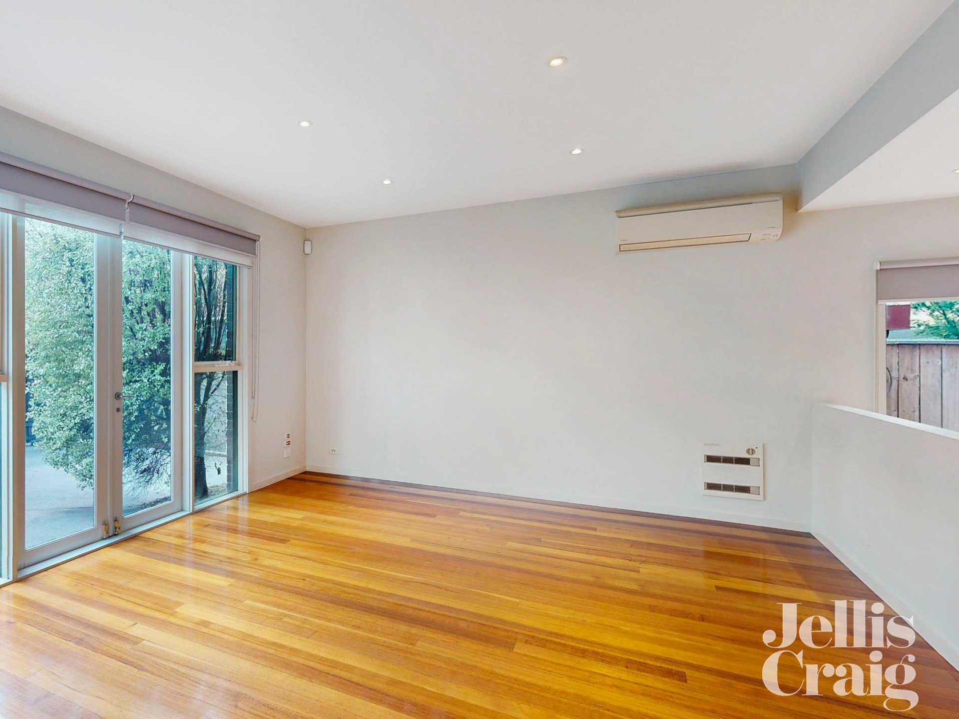 1/245 Adderley Street, West Melbourne image 4