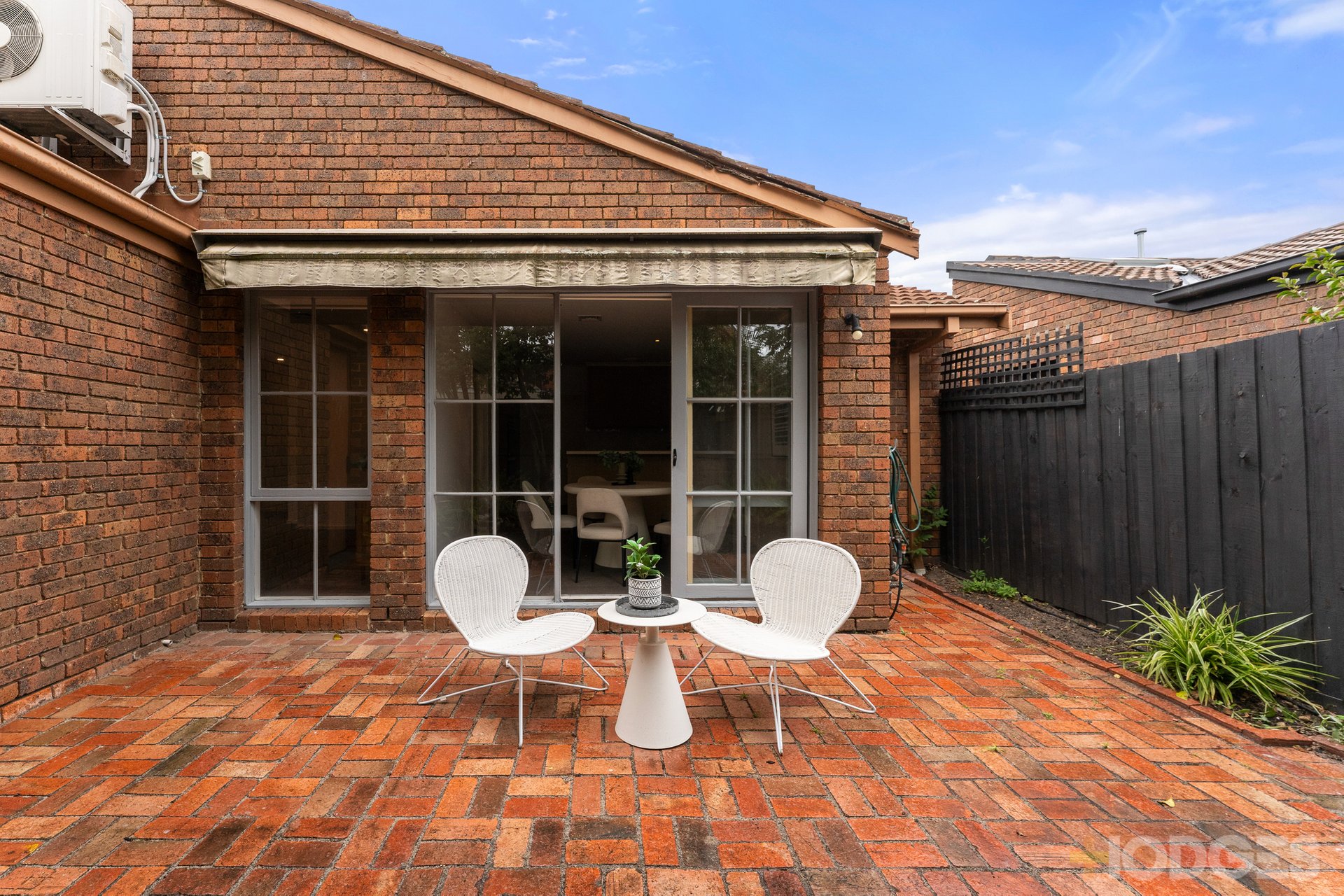 1 / 245 Bluff Road Sandringham