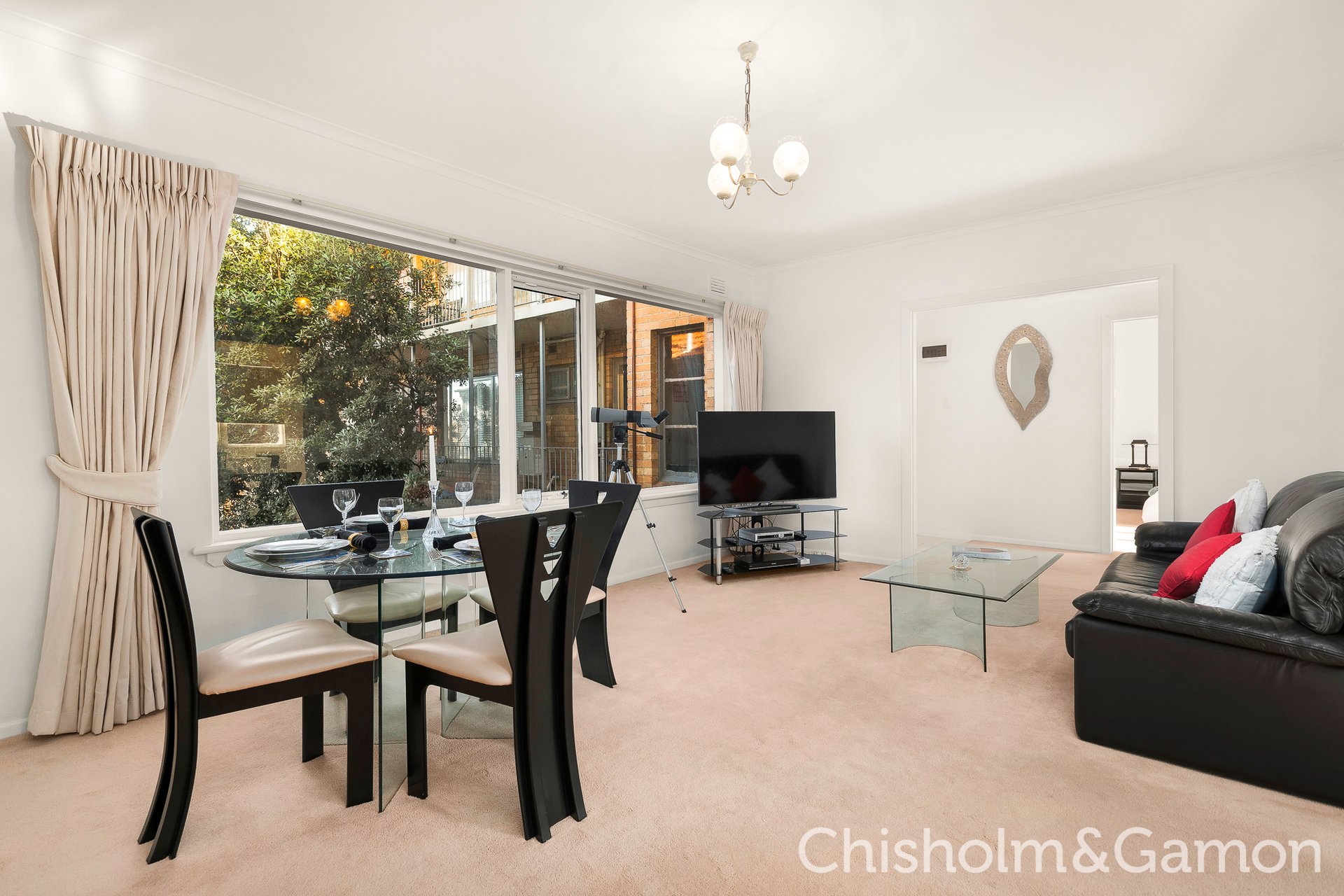 12/45a Ormond Esplanade, Elwood image 5