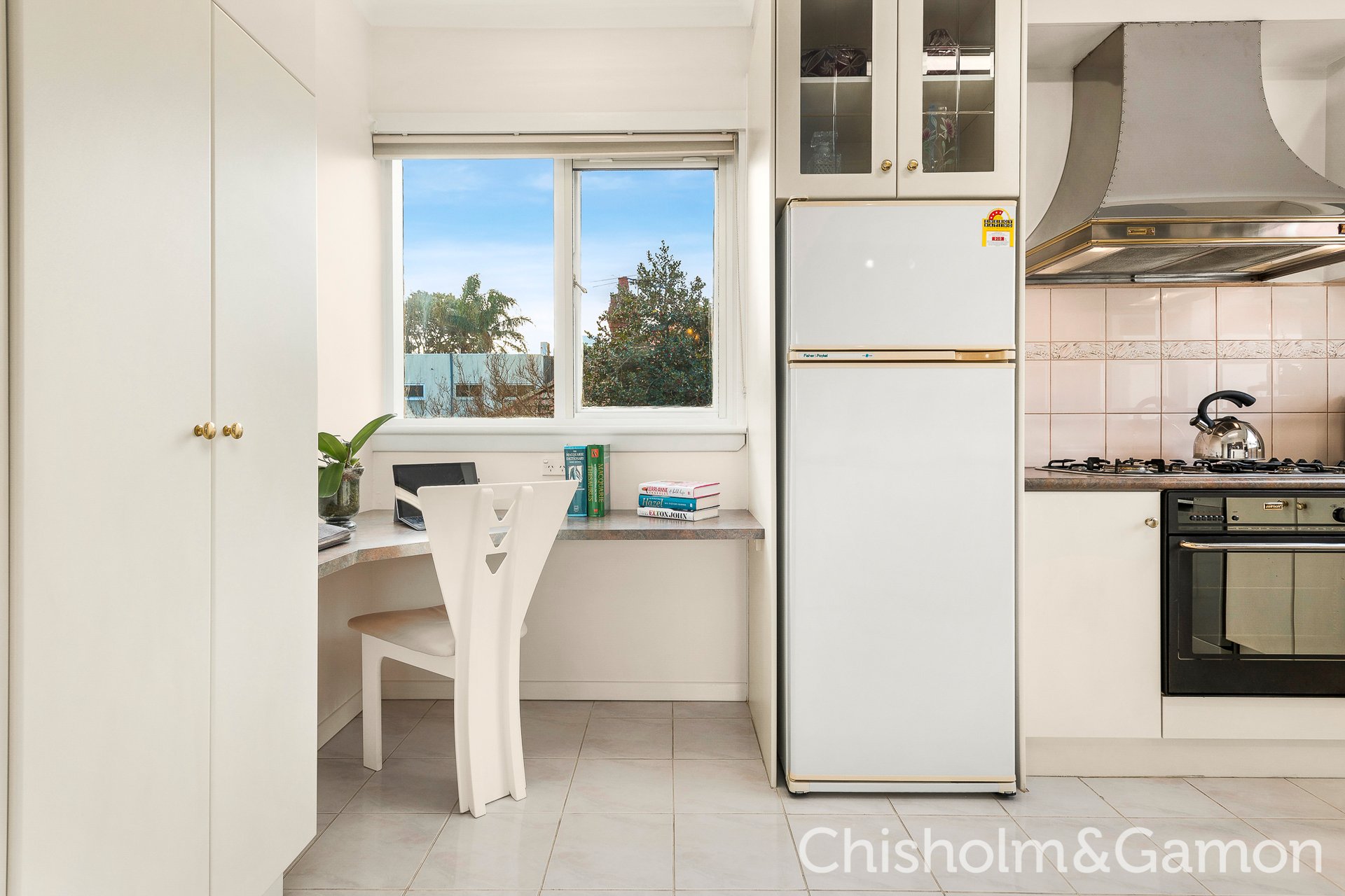 12/45a Ormond Esplanade, Elwood image 6