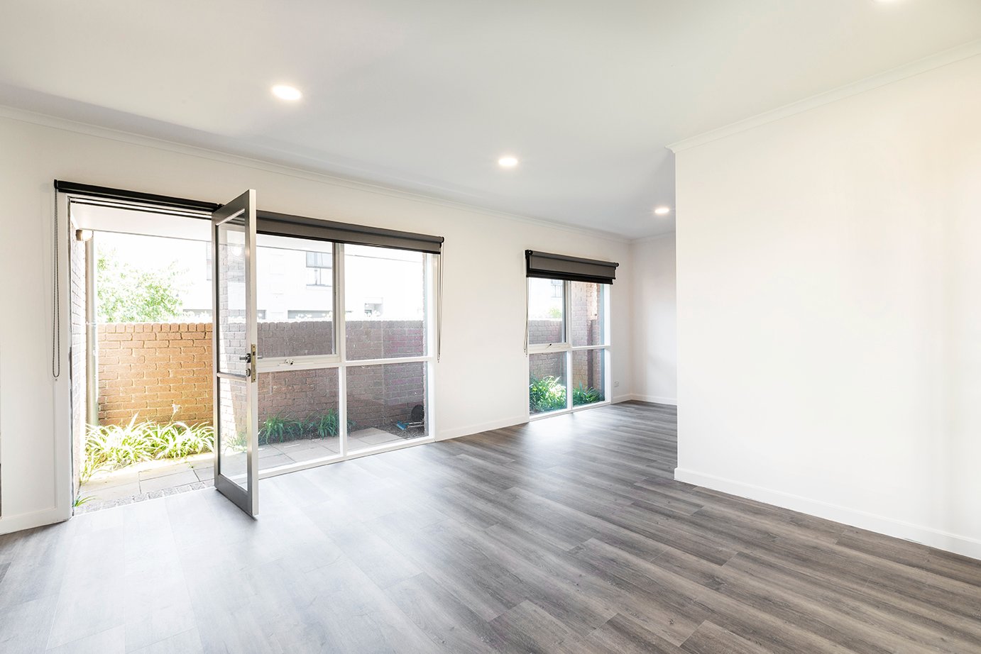 Property Gallery Thumbnail 4