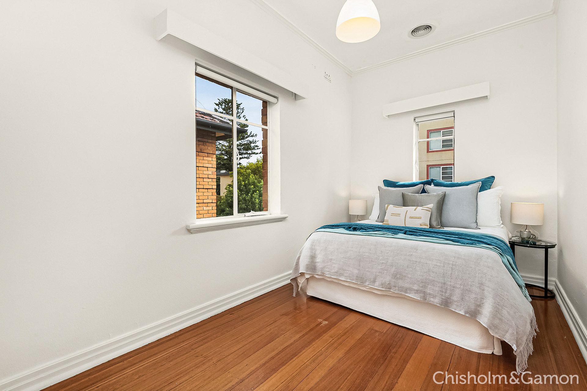 12/49 Acland Street, St Kilda image 7
