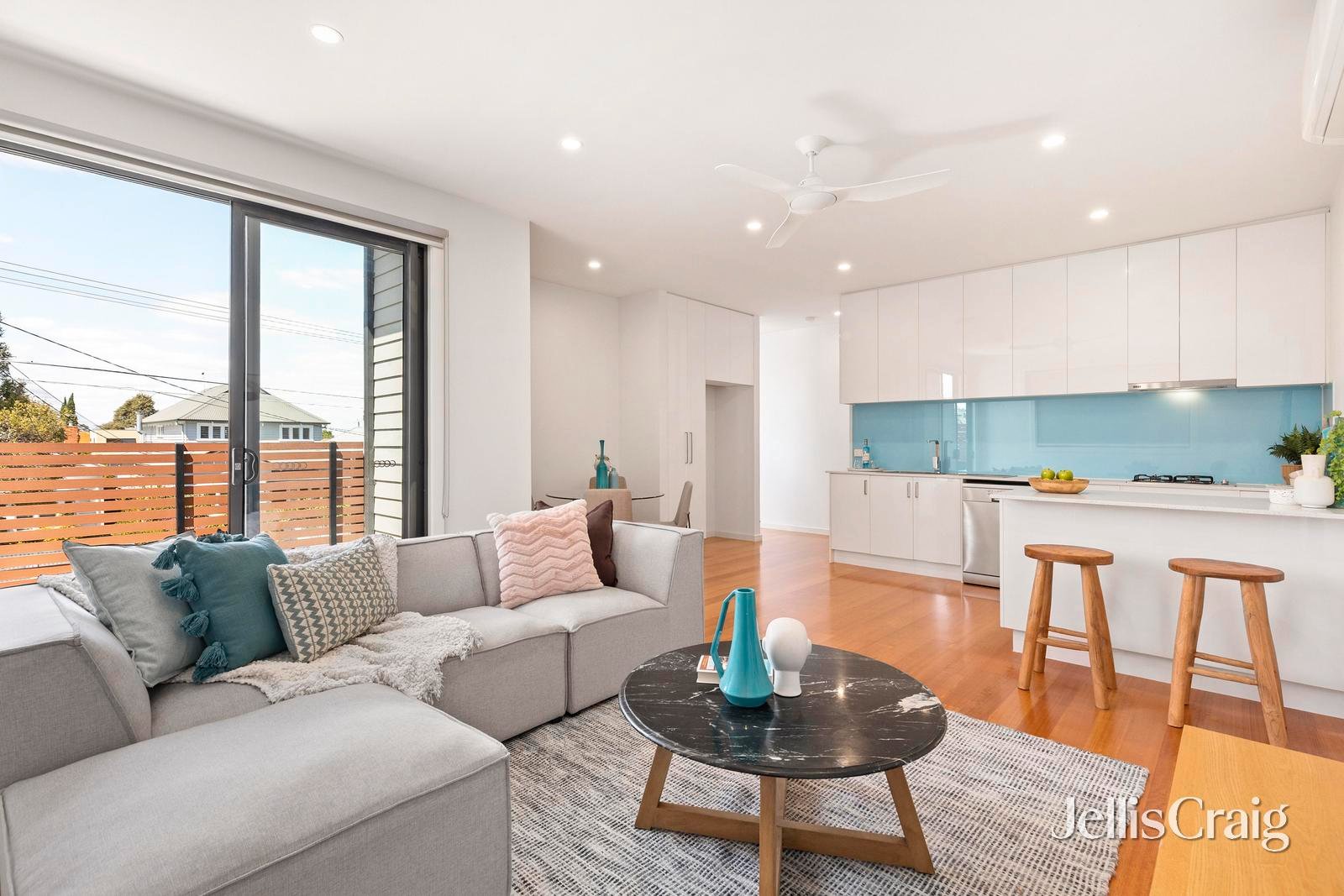 1/25 Bruce Street, Coburg image 3