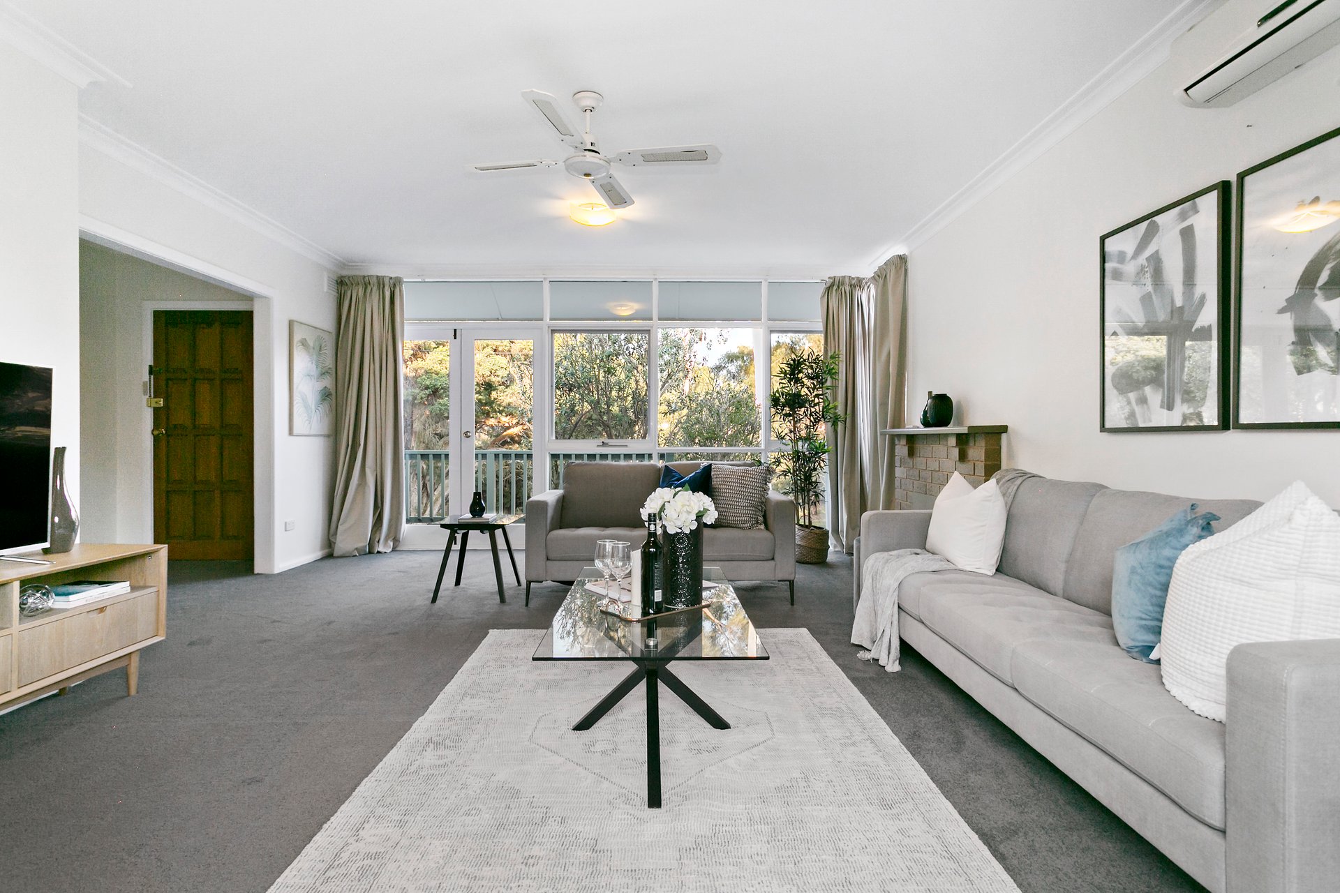 Property Gallery Thumbnail 3