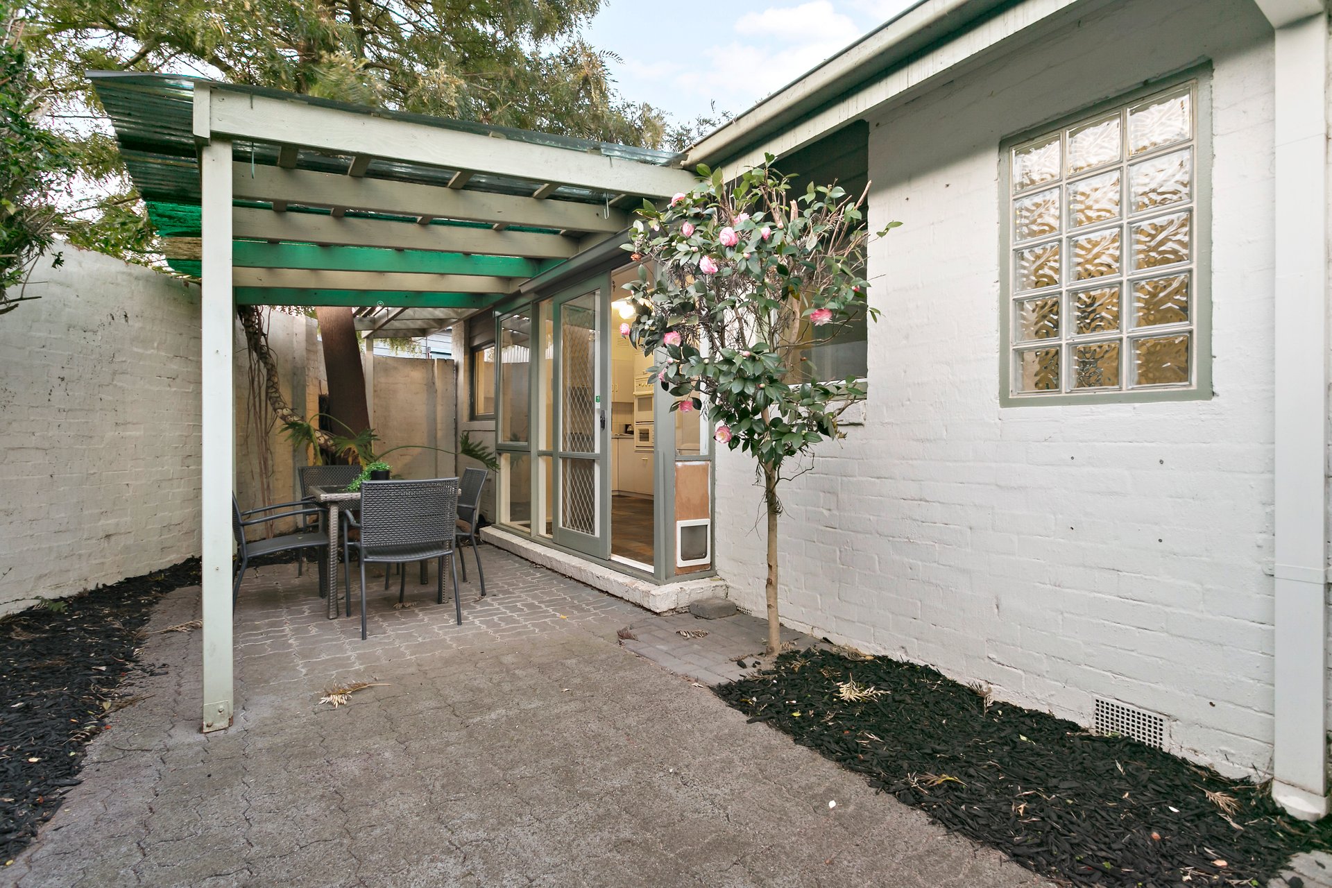 Property Gallery Thumbnail 6