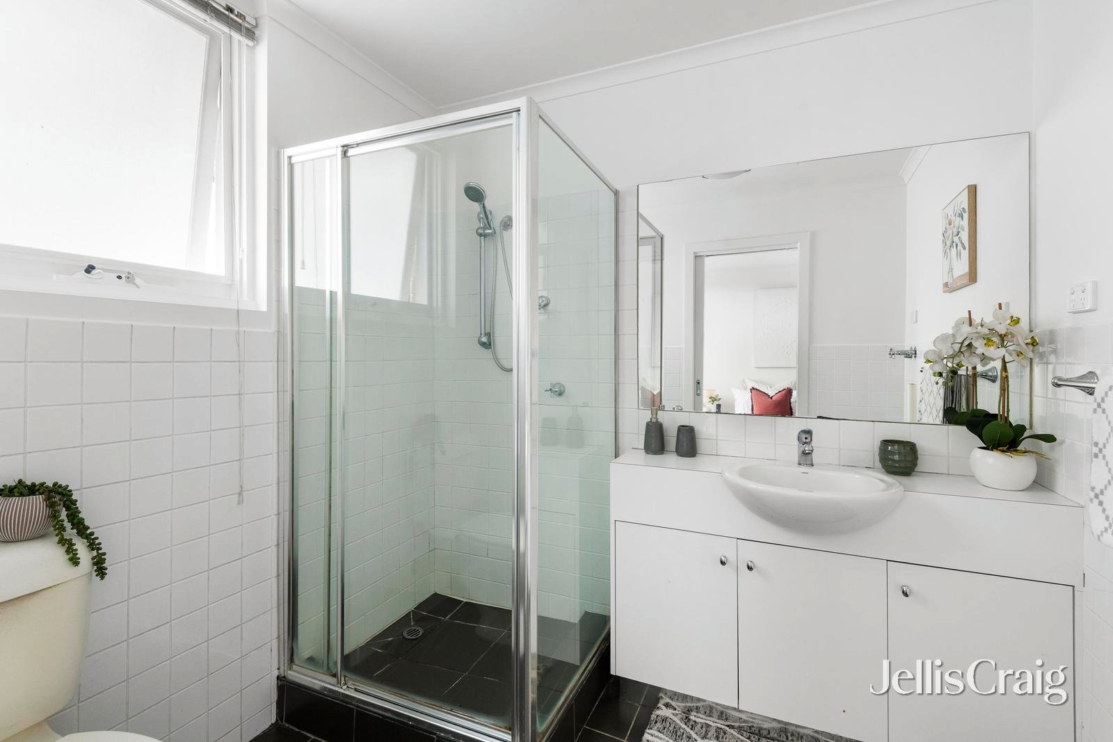 12/5 Christmas Street, Northcote image 5