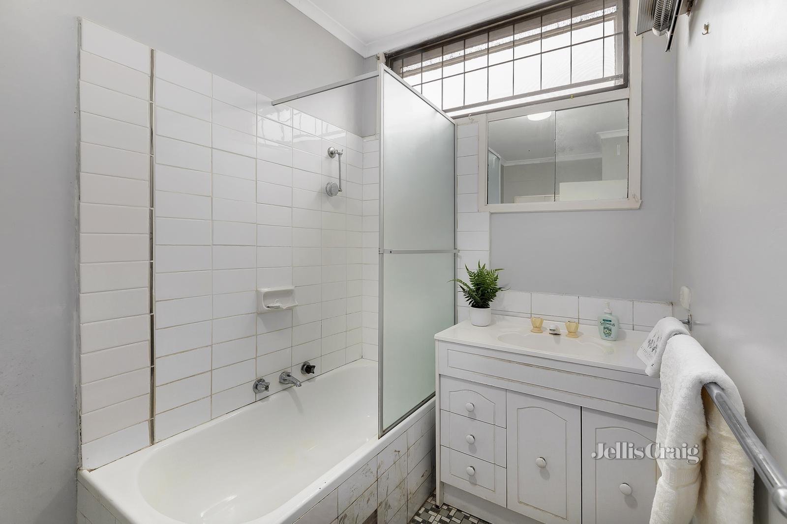 1/25 Connell Road, Oakleigh image 5
