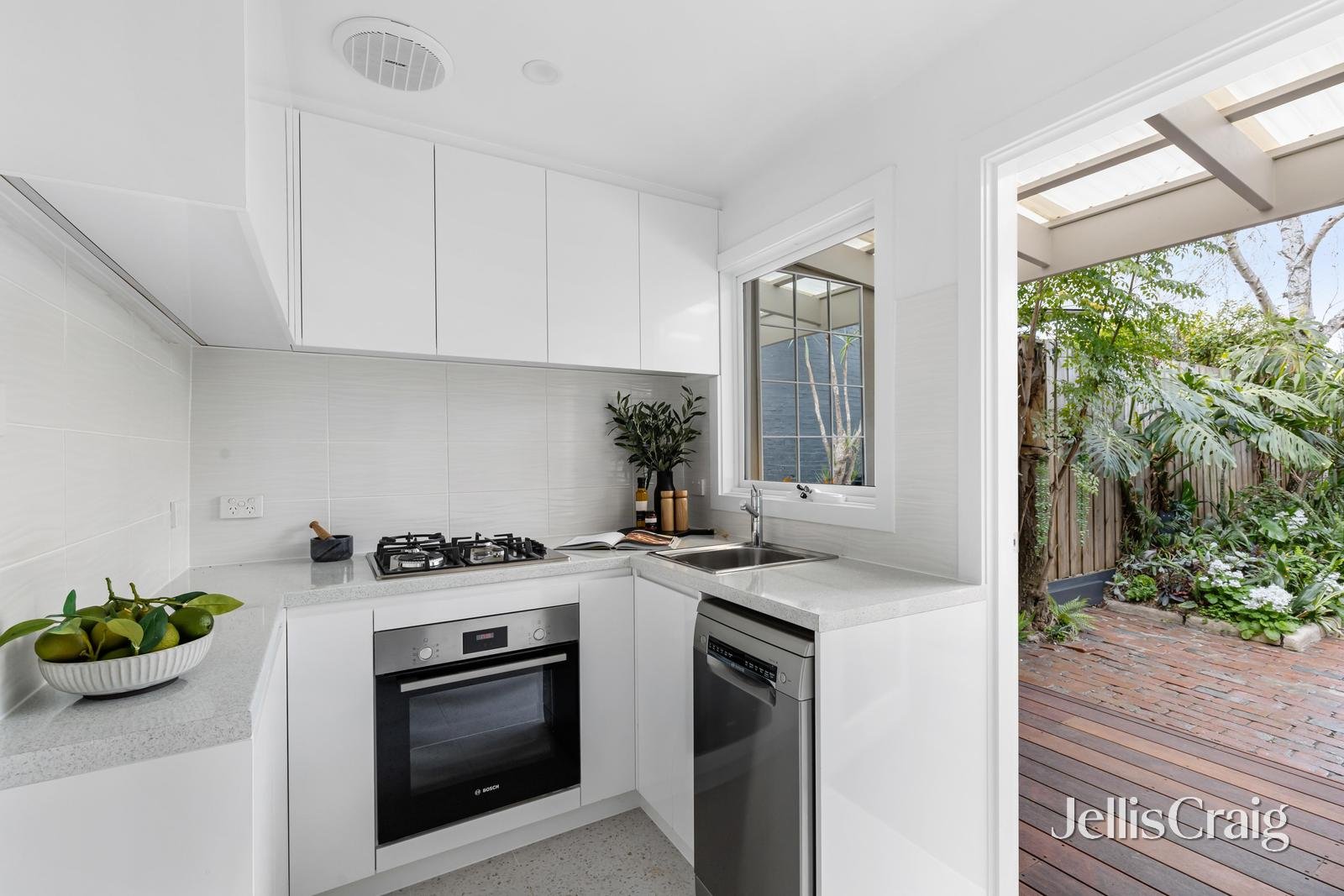 125 Coppin Street, Richmond image 3