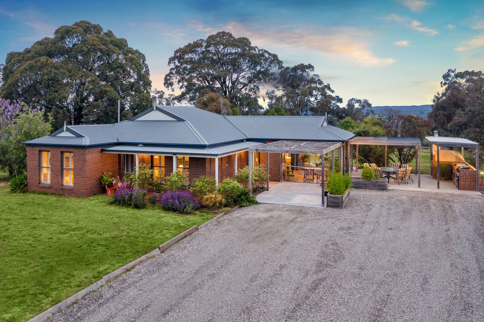 Property Gallery - Main Image
