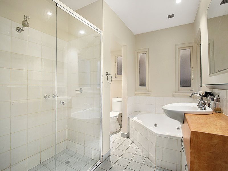 1/25 Dickens Street, Elwood image 5