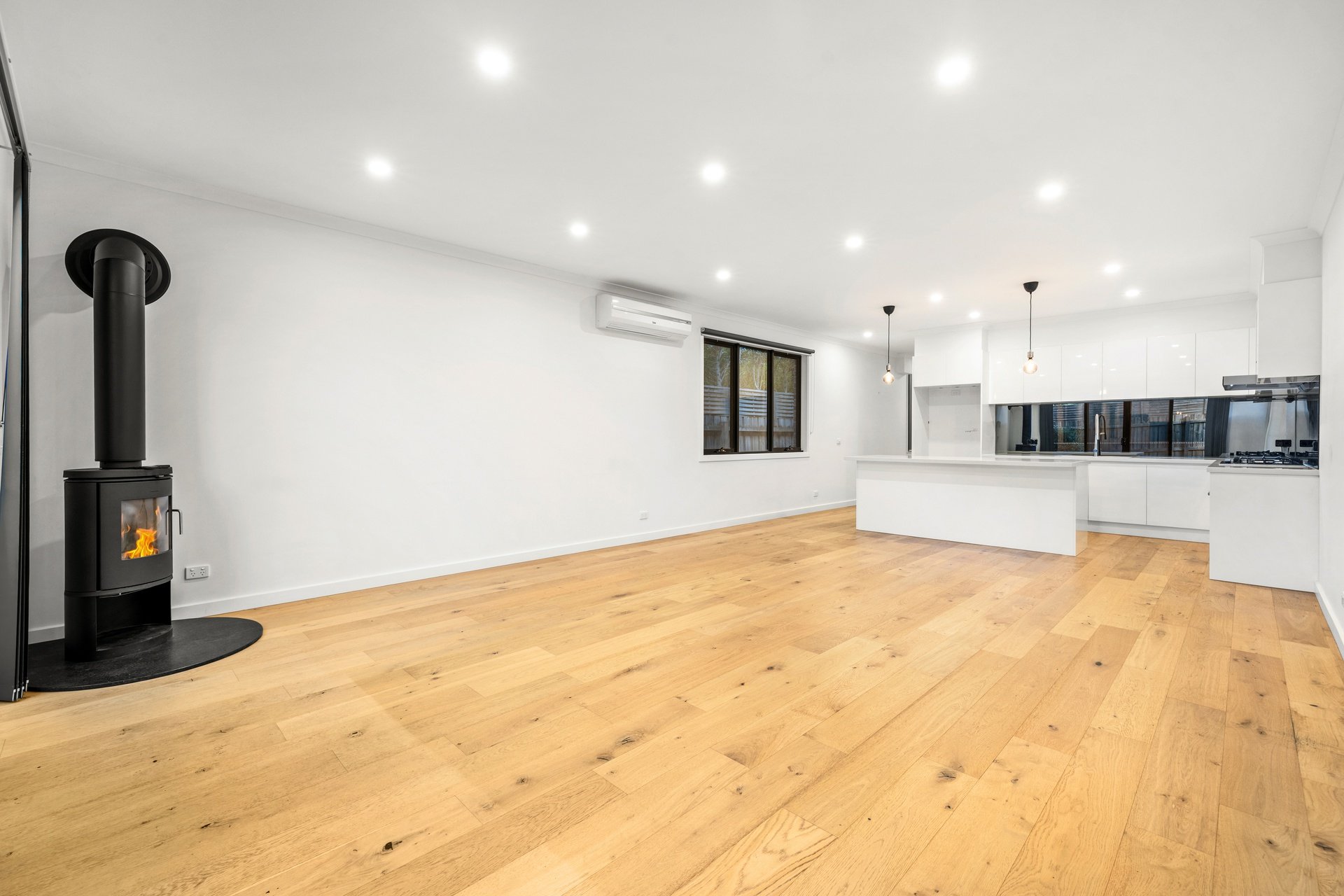 1/25 Dixon Grove, Blackburn image 3
