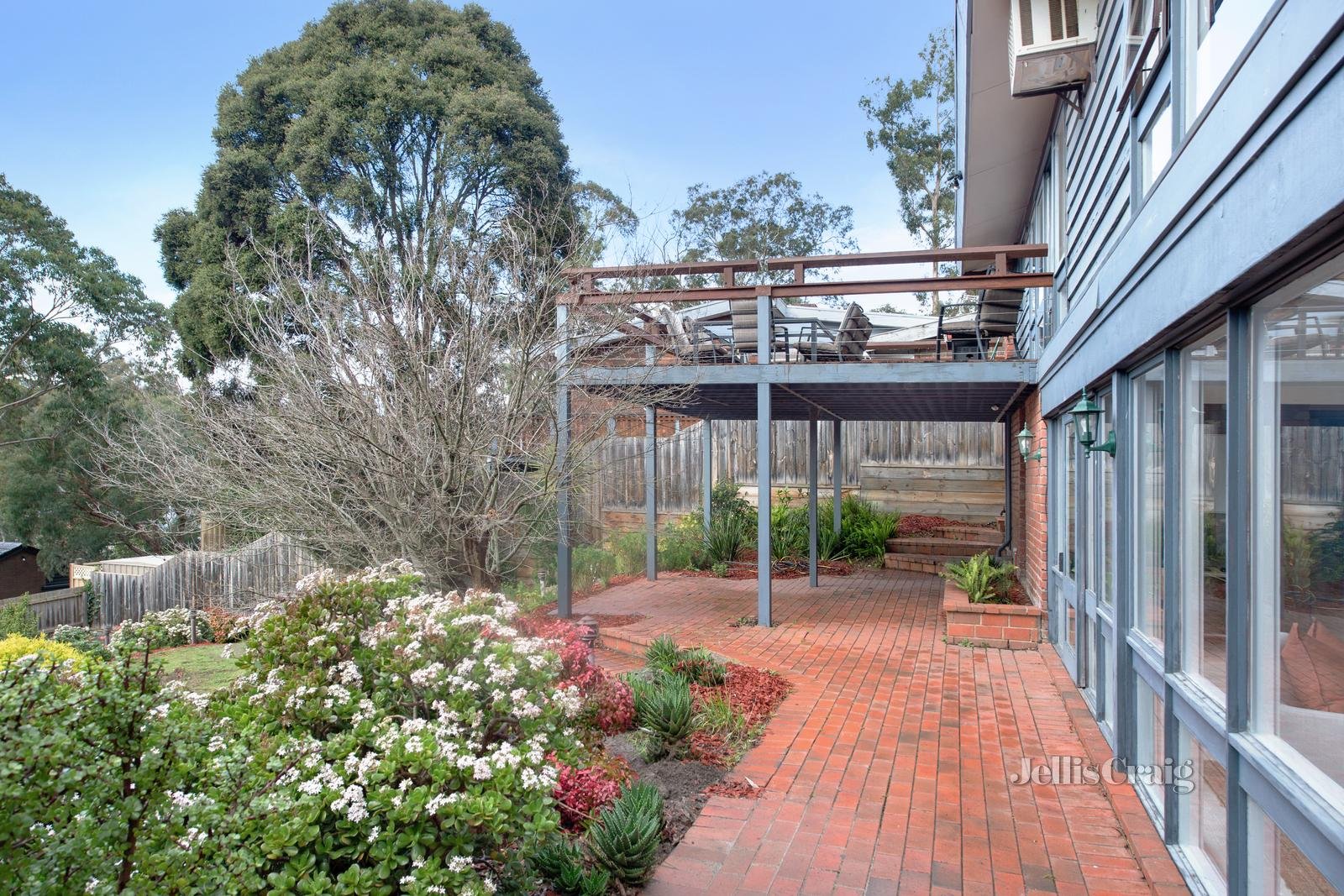 125 Fernside Avenue, Briar Hill image 11