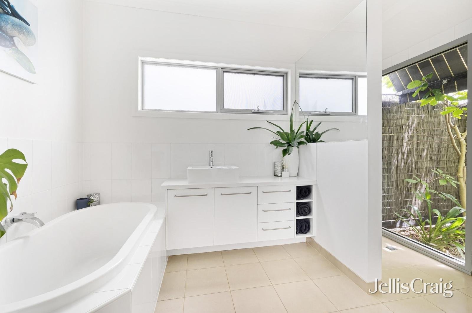 125 Finlay Street, Brown Hill image 9