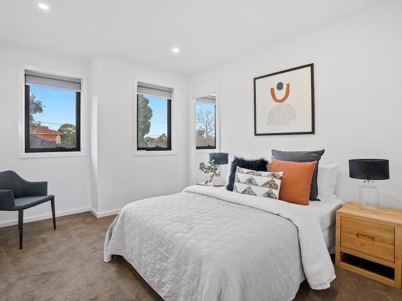 Property Gallery Thumbnail 8