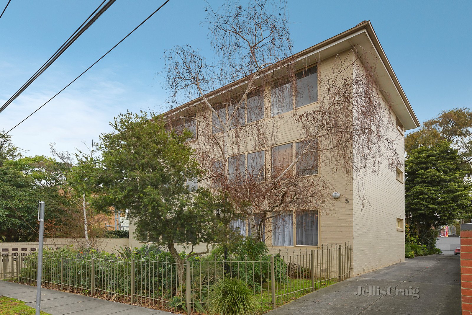 12/5 Gordon Street, Toorak image 7