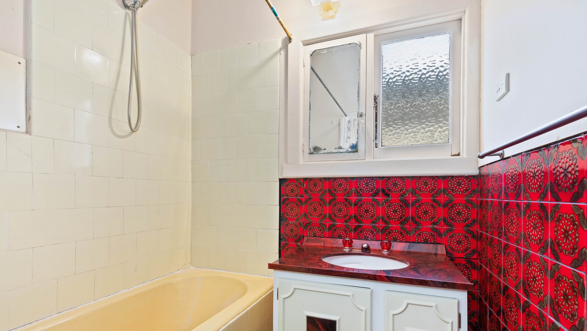 Property Gallery Thumbnail 7