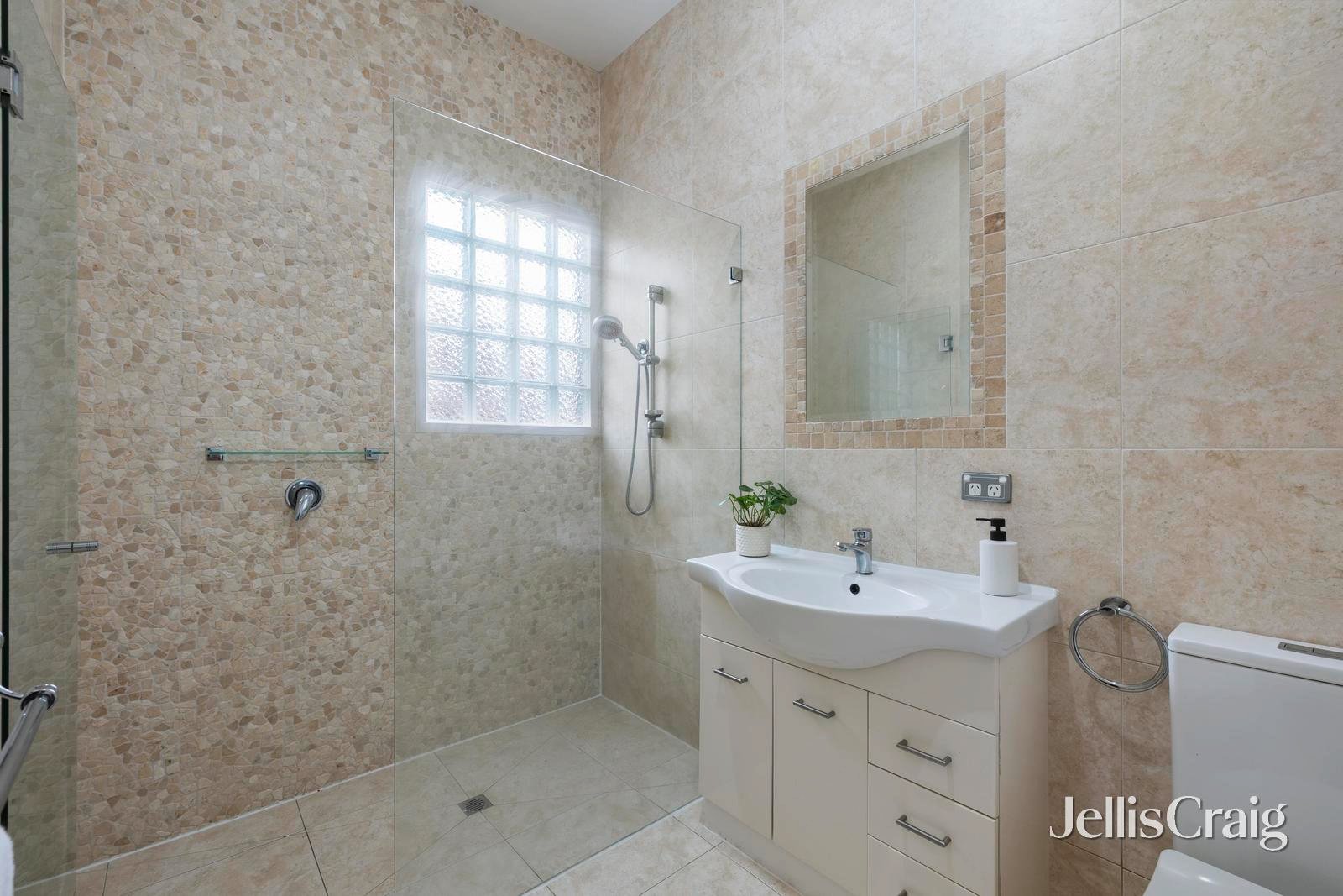 125 Jasper Road, Bentleigh image 15