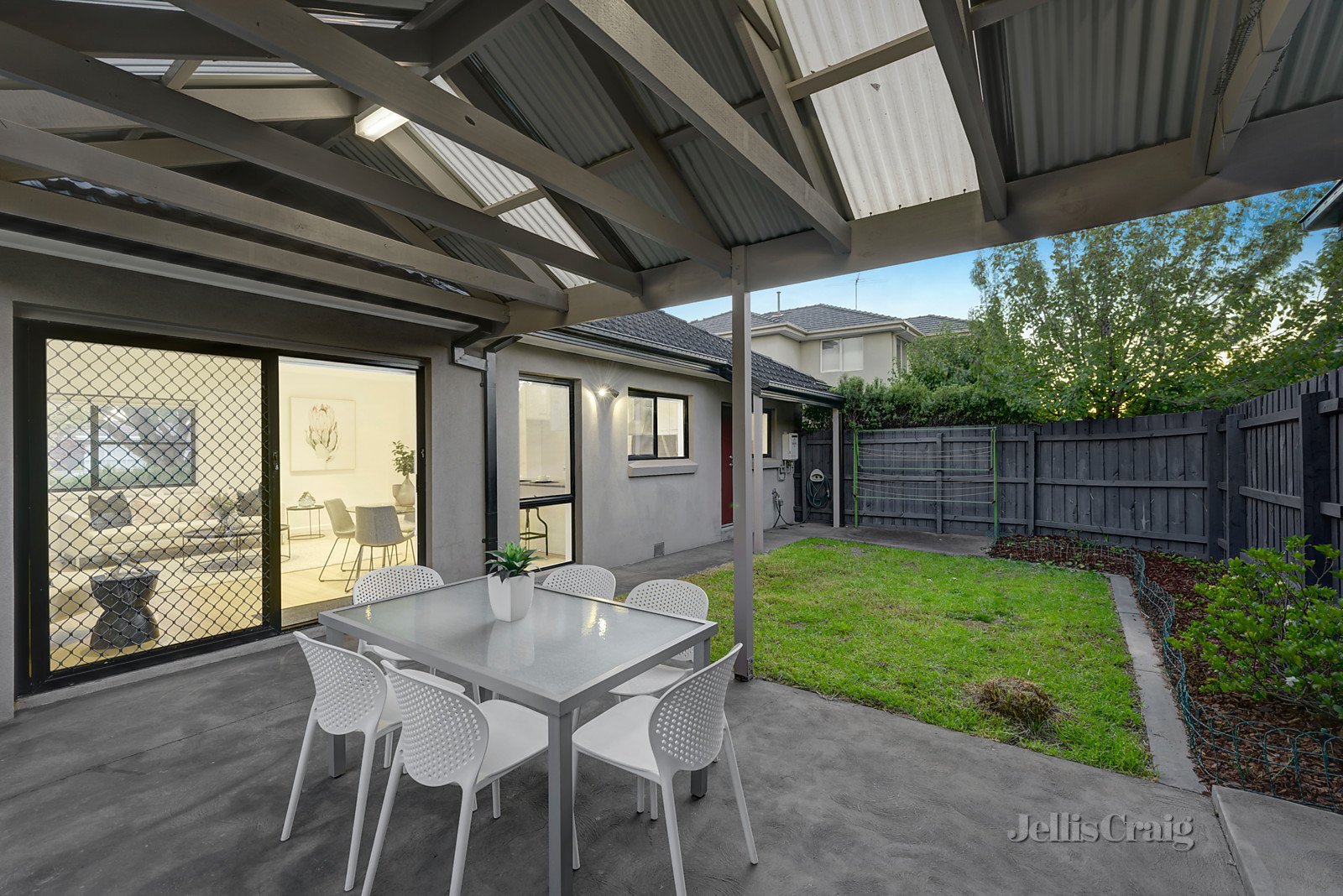 1/25 Monash Street, Bentleigh East image 5