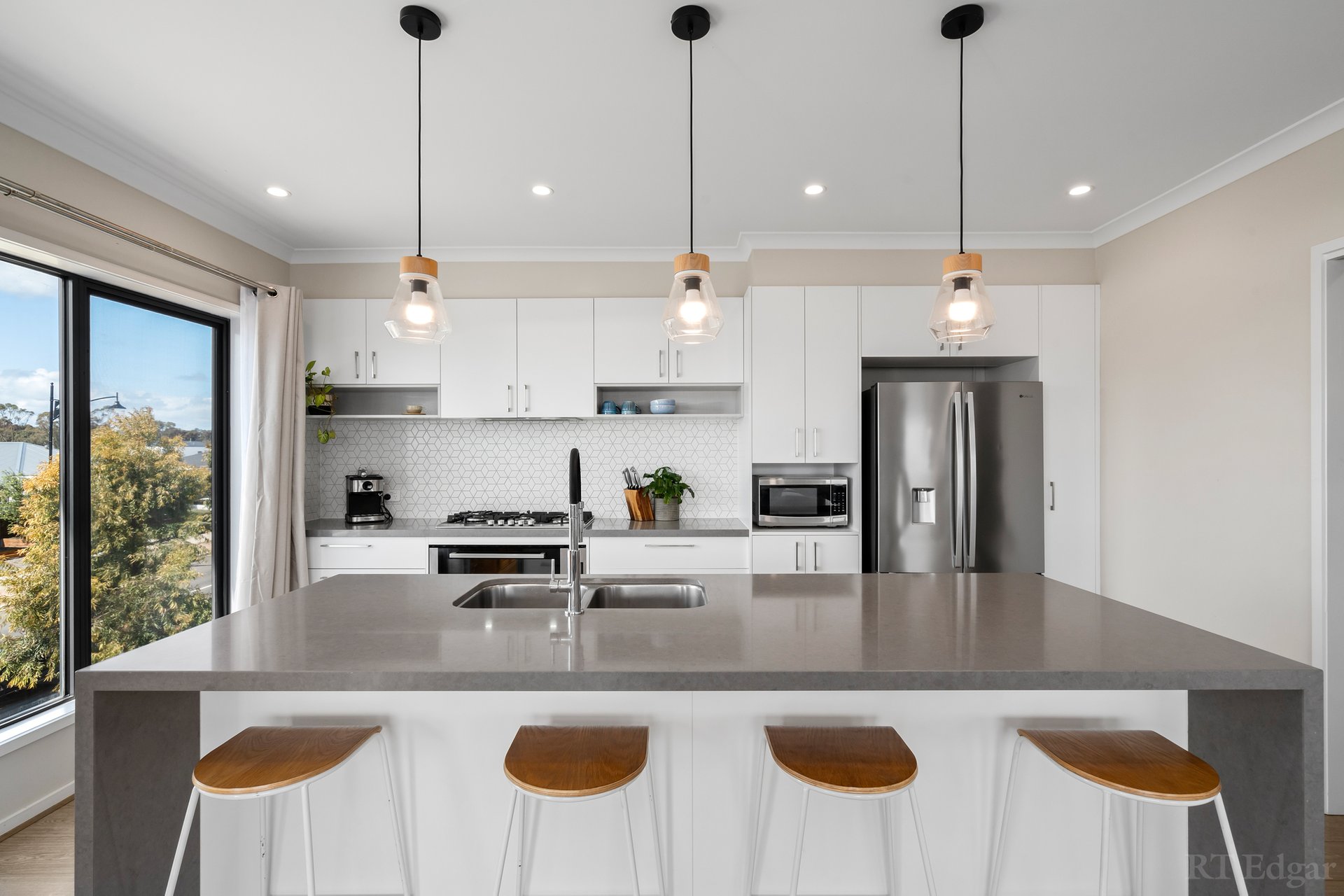 Property Gallery Thumbnail 4