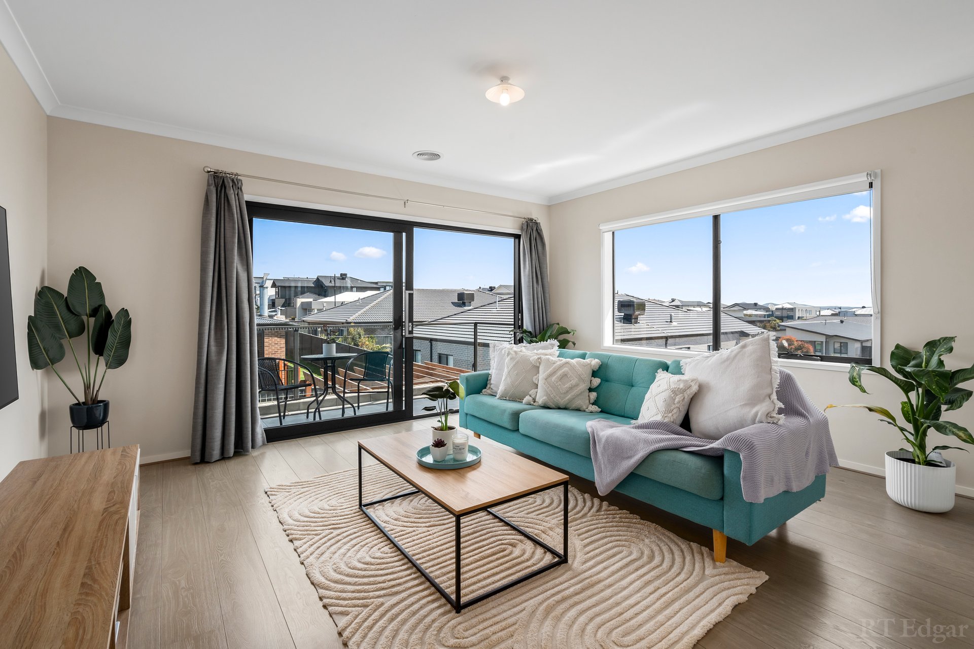 Property Gallery Thumbnail 7