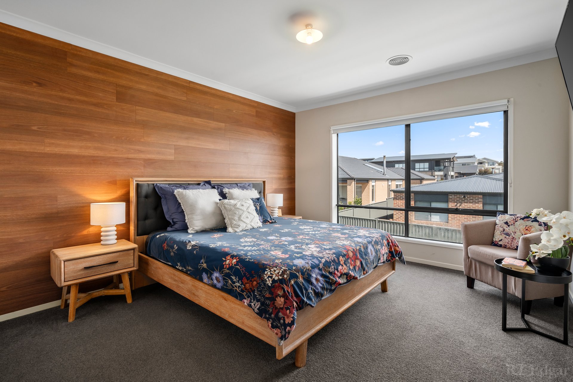 Property Gallery Thumbnail 9