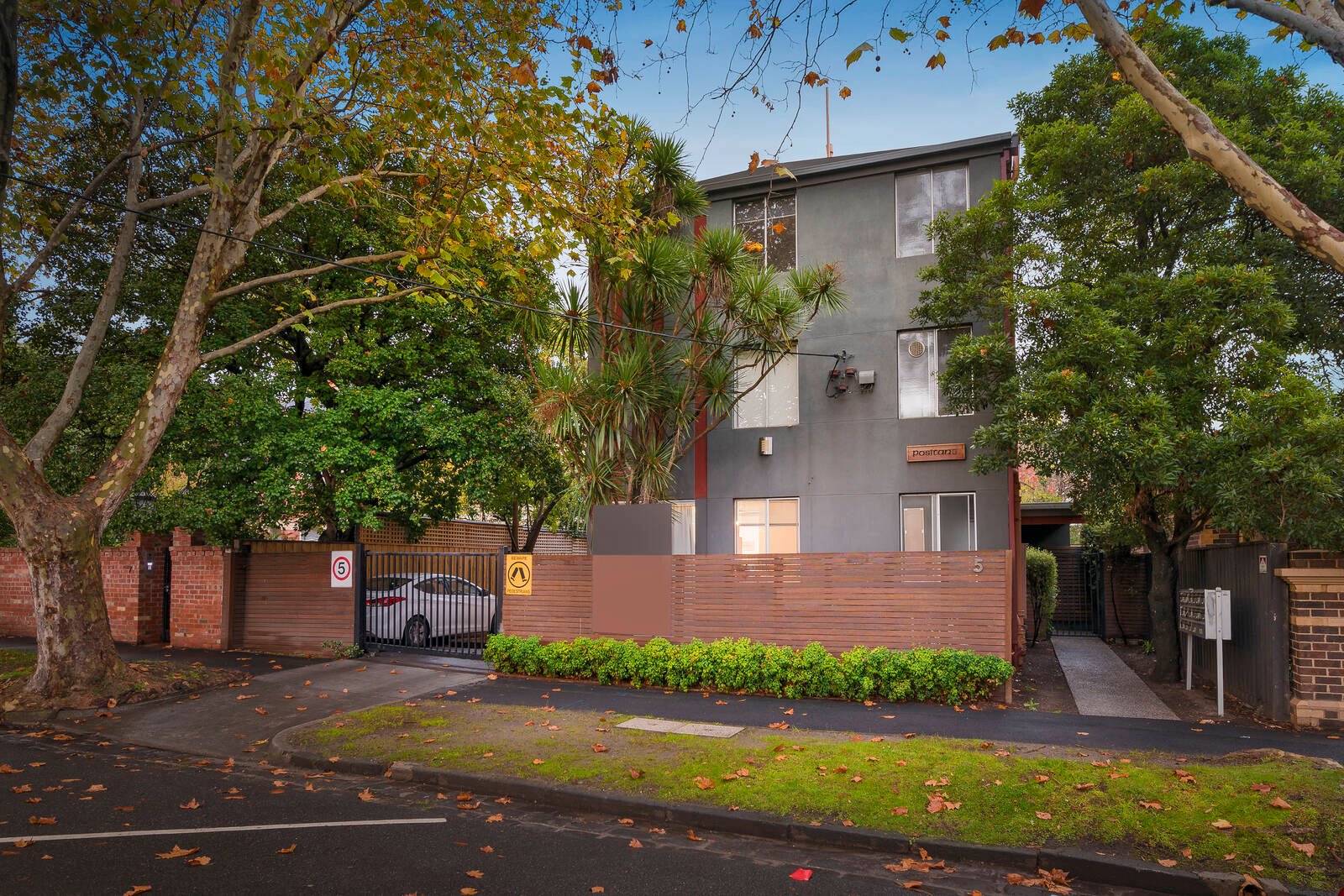 Property Gallery - Main Image