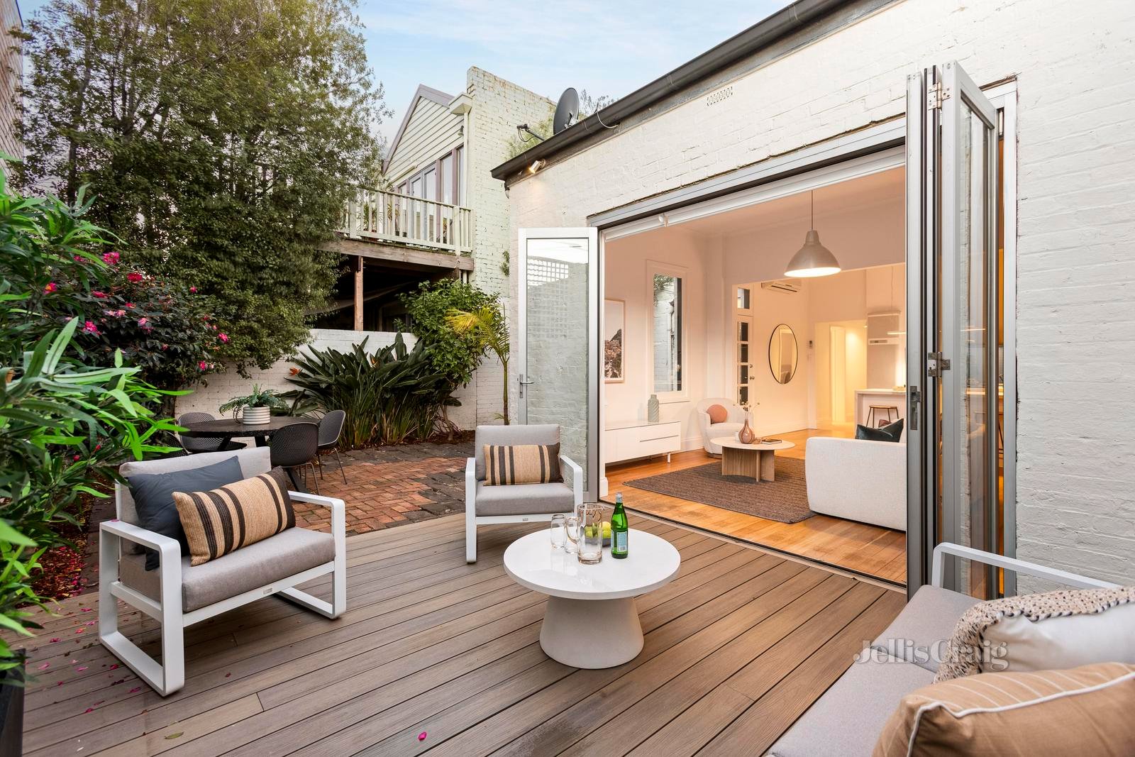 125 Ross Street, Port Melbourne image 14