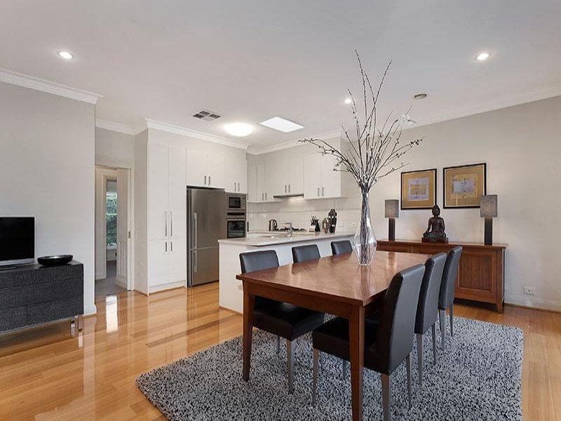 1/25 Saxton Street, Box Hill North image 4