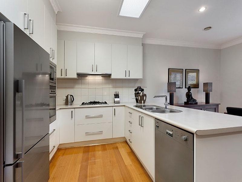1/25 Saxton Street, Box Hill North image 5