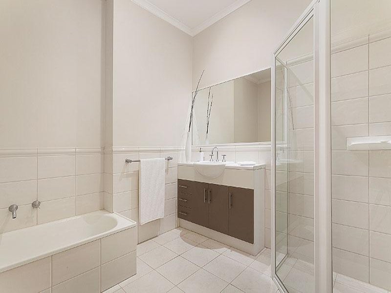 1/25 Saxton Street, Box Hill North image 7