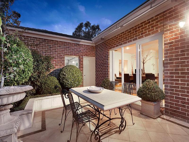 1/25 Saxton Street, Box Hill North image 10