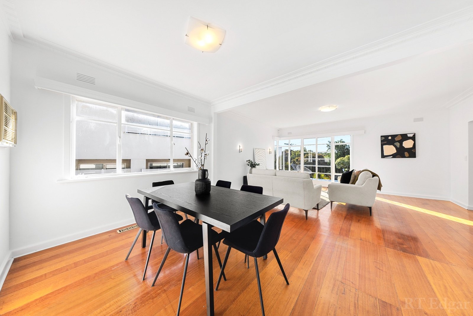 Property Gallery Thumbnail 4