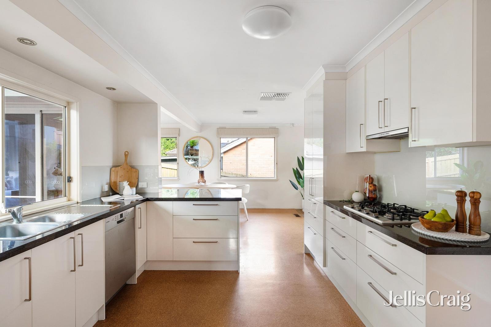 125 St James Road, Rosanna image 6