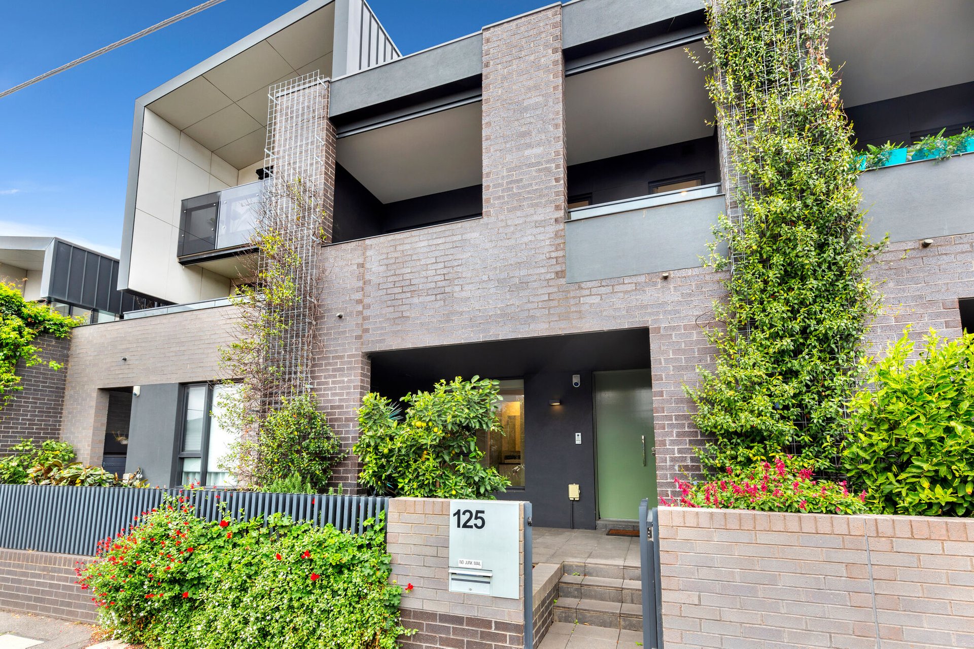 125 Stawell Street, Richmond, VIC, 3121 RT Edgar