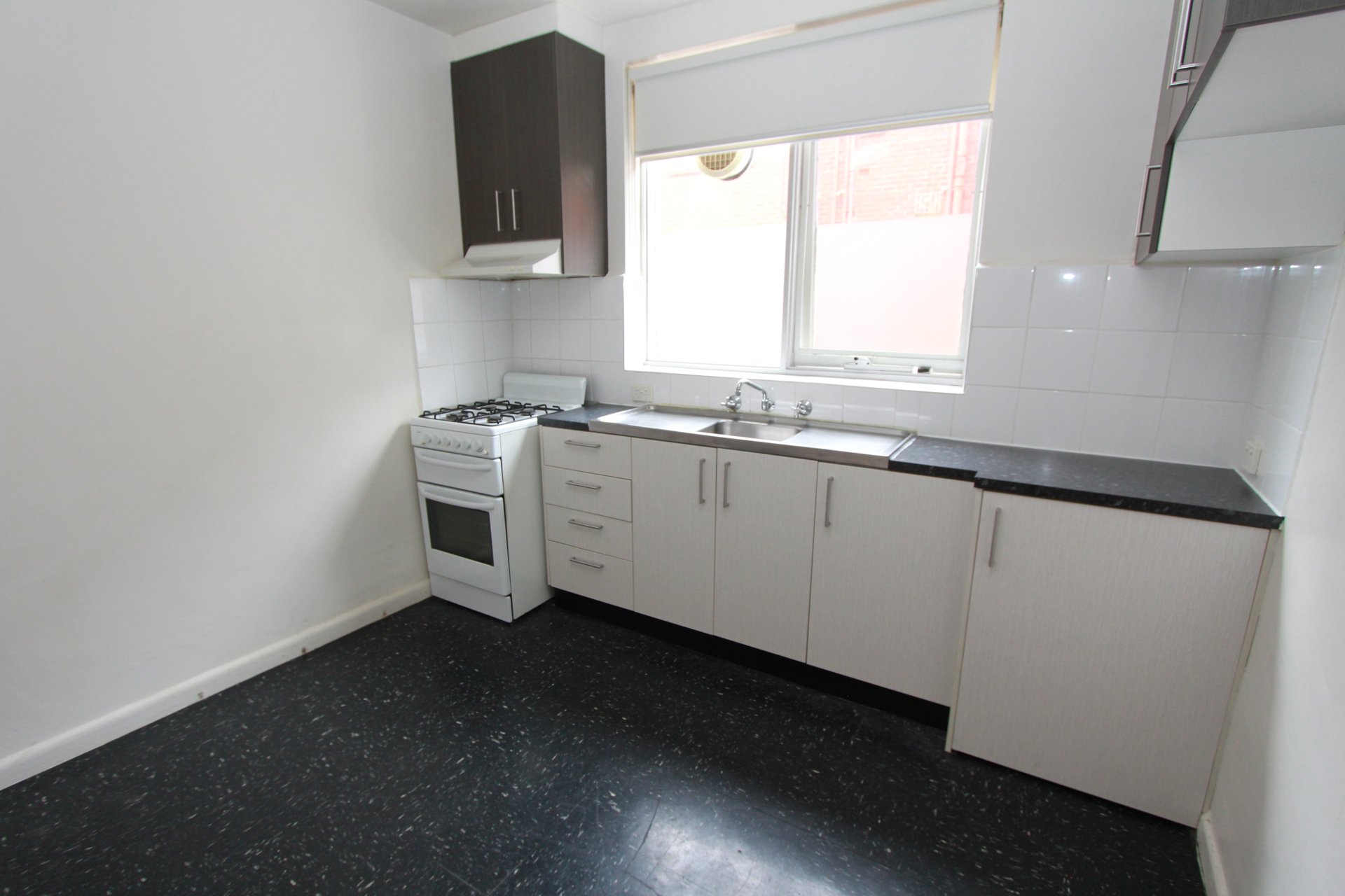 Property Gallery Thumbnail 4