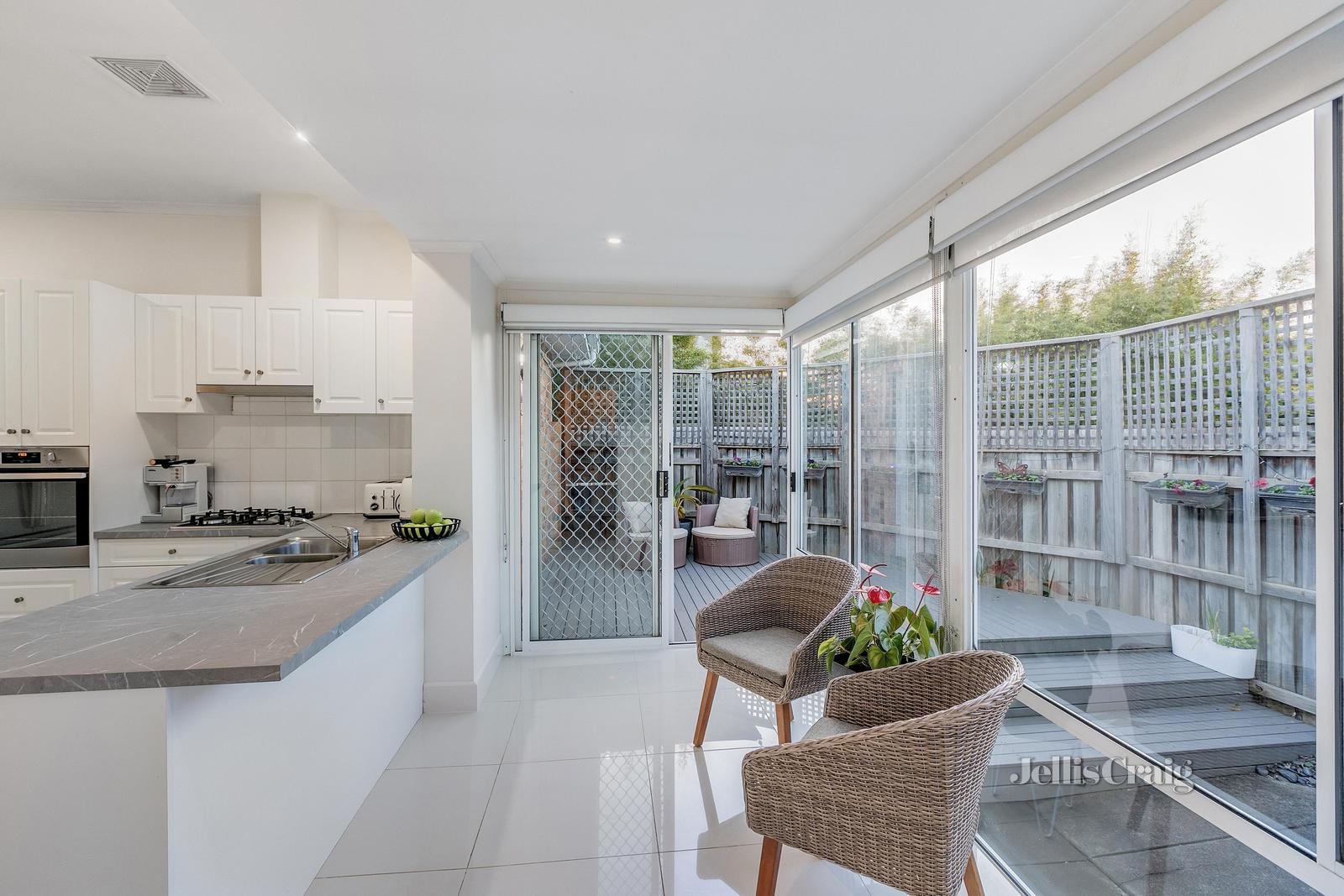 1/25 Uonga Road, Bentleigh image 3